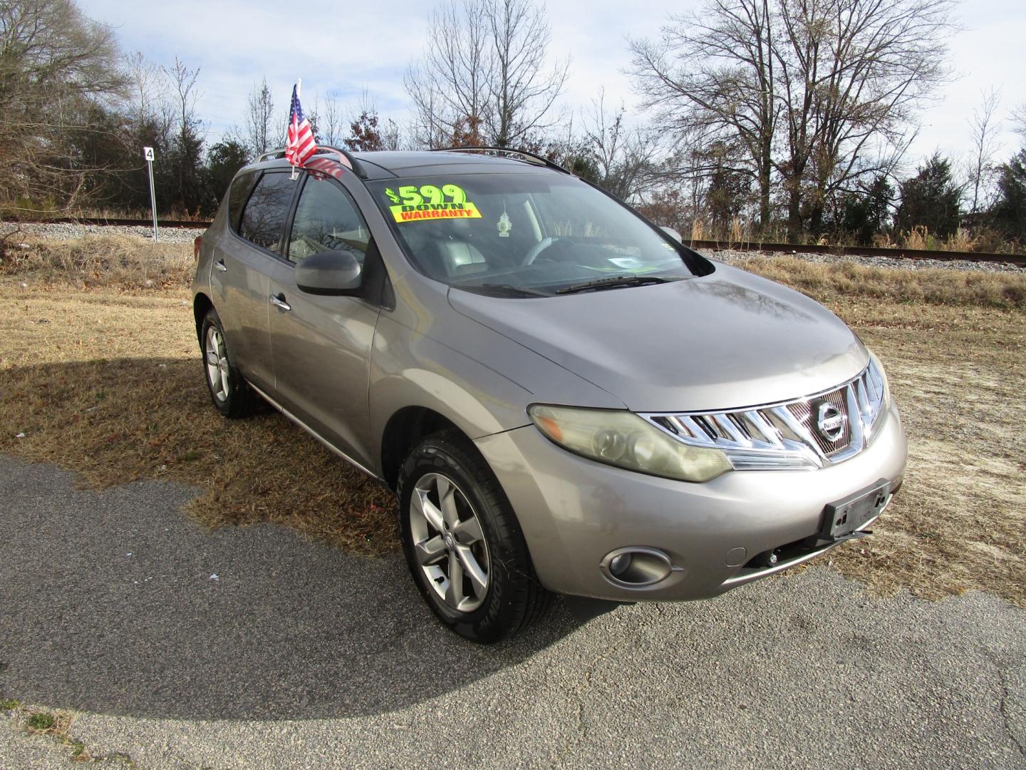 2010 Gray Nissan Murano LE AWD (JN8AZ1MWXAW) with an 3.5L V6 DOHC 24V engine, CVT transmission, located at 2553 Airline Blvd, Portsmouth, VA, 23701, (757) 488-8331, 36.813889, -76.357597 - ***VEHICLE TERMS*** Down Payment: $599 Weekly Payment: $90 APR: 23.9% Repayment Terms: 42 Months ***CALL ELIZABETH SMITH - DIRECTOR OF MARKETING @ 757-488-8331 TO SCHEDULE YOUR APPOINTMENT TODAY AND GET PRE-APPROVED RIGHT OVER THE PHONE*** - Photo#3